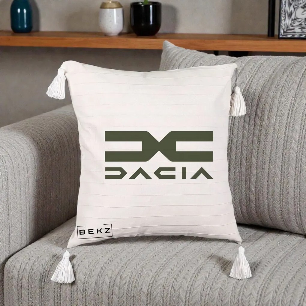 Perna Personalizata cu emblema Dacia, 40x40 cm, Bej cu Franjuri, Husa Detasabila, Perna Inclusa, BEKZ®