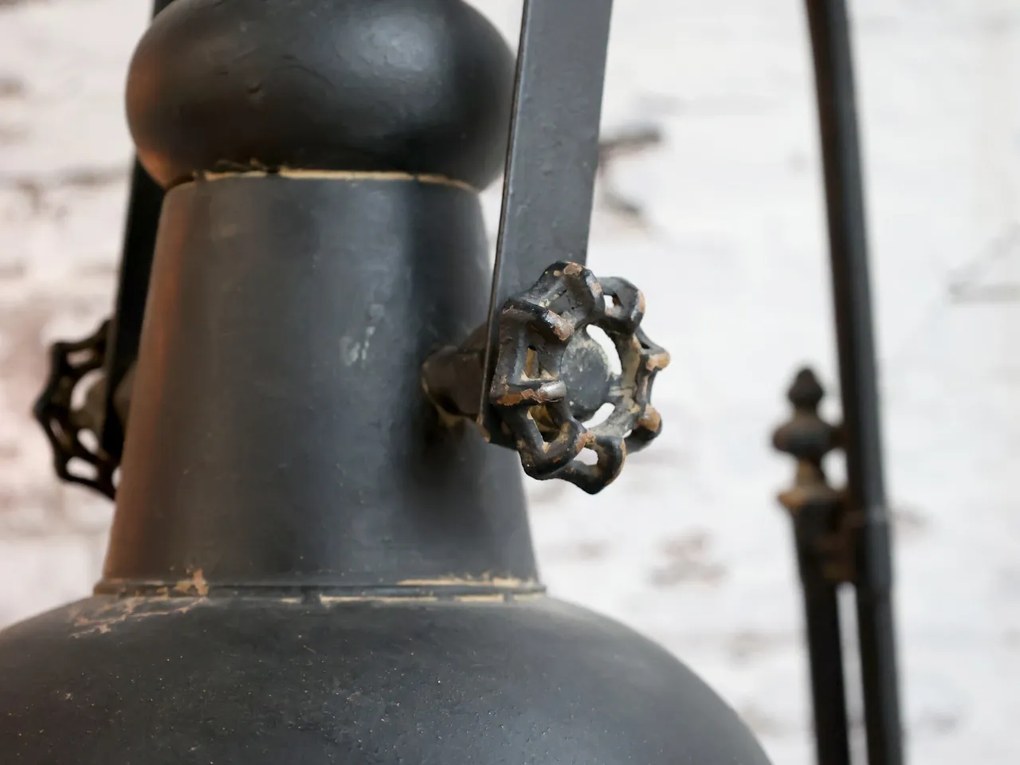 Lampadar negru din metal, handmade, Factory