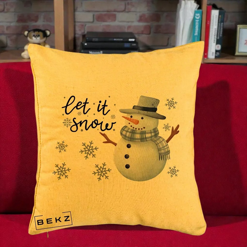 Perna Decorativa Let It Snow Om de Zapada, 40x40 cm, Galben, Husa Detasabila, Perna Inclusa, BEKZ®