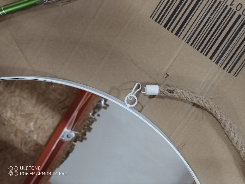 OFERTA Oglinda rotunda alba MIRROR II. calitate secundara