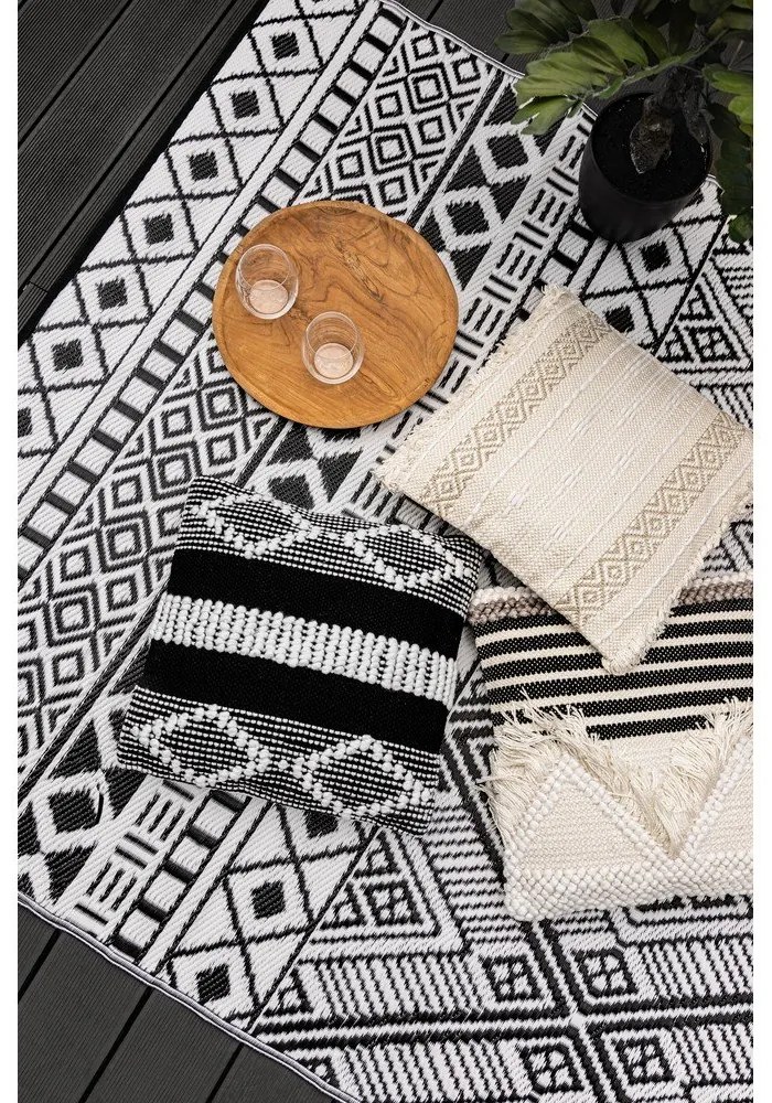 Pernă pentru exterior din plastic reciclat Green Decore Lagos, 45 x 45 cm