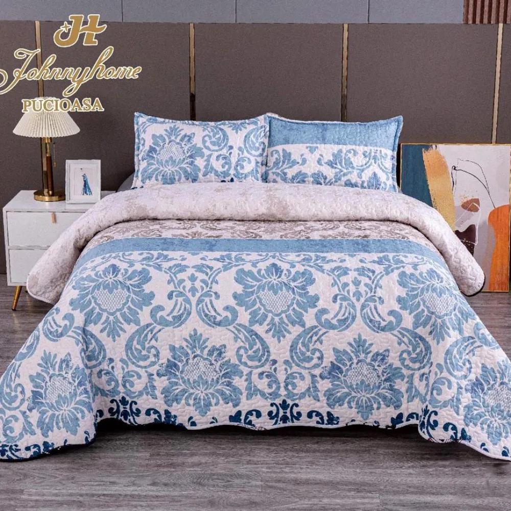 Cuvertura pentru pat dublu cu 2 fete  matlasata  Bumbac Satinat Superior  Albastru  model oriental  frunze