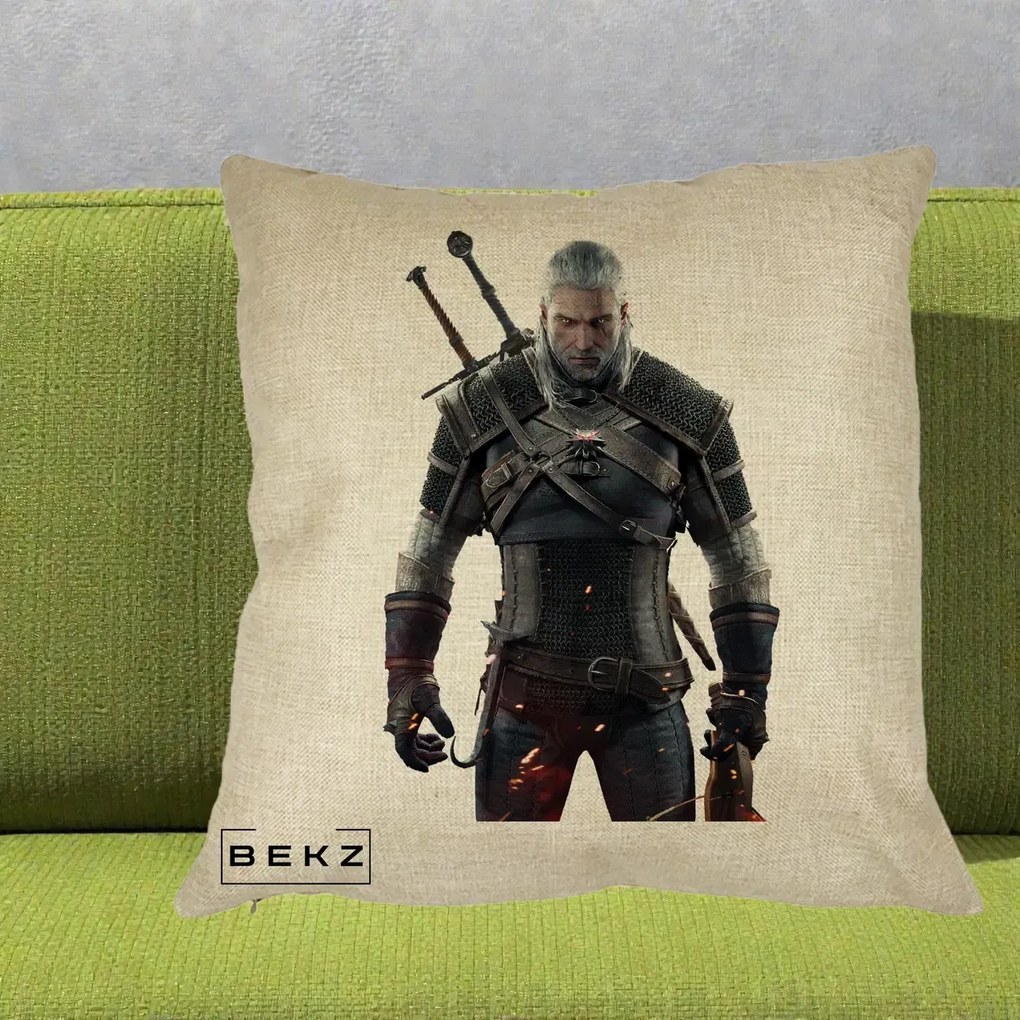 Perna Personalizata The Witcher Geralt of Rivia Portret, 40x40 cm, Crem, Husa Detasabila, Perna Inclusa, BEKZ®