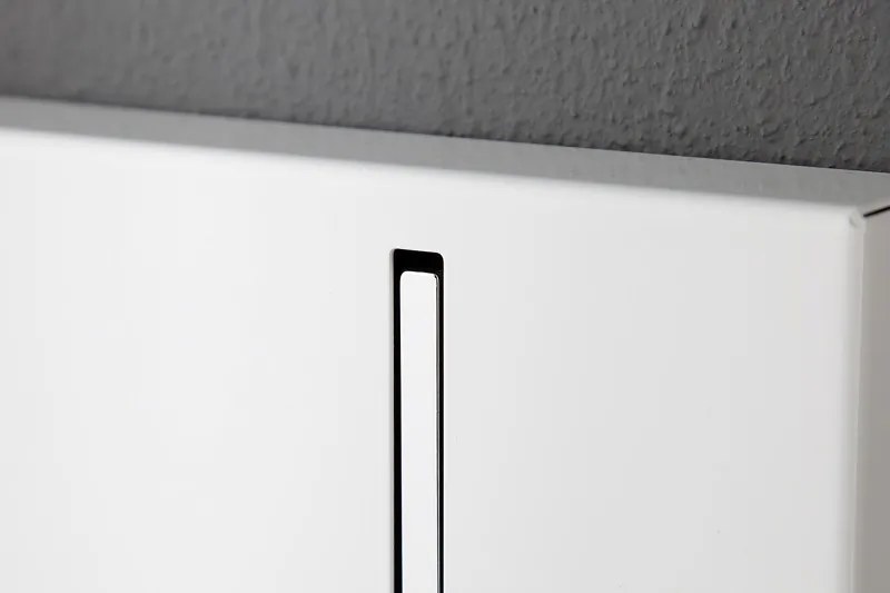Neînvins Umeraș de perete de design Arrow 5 alb