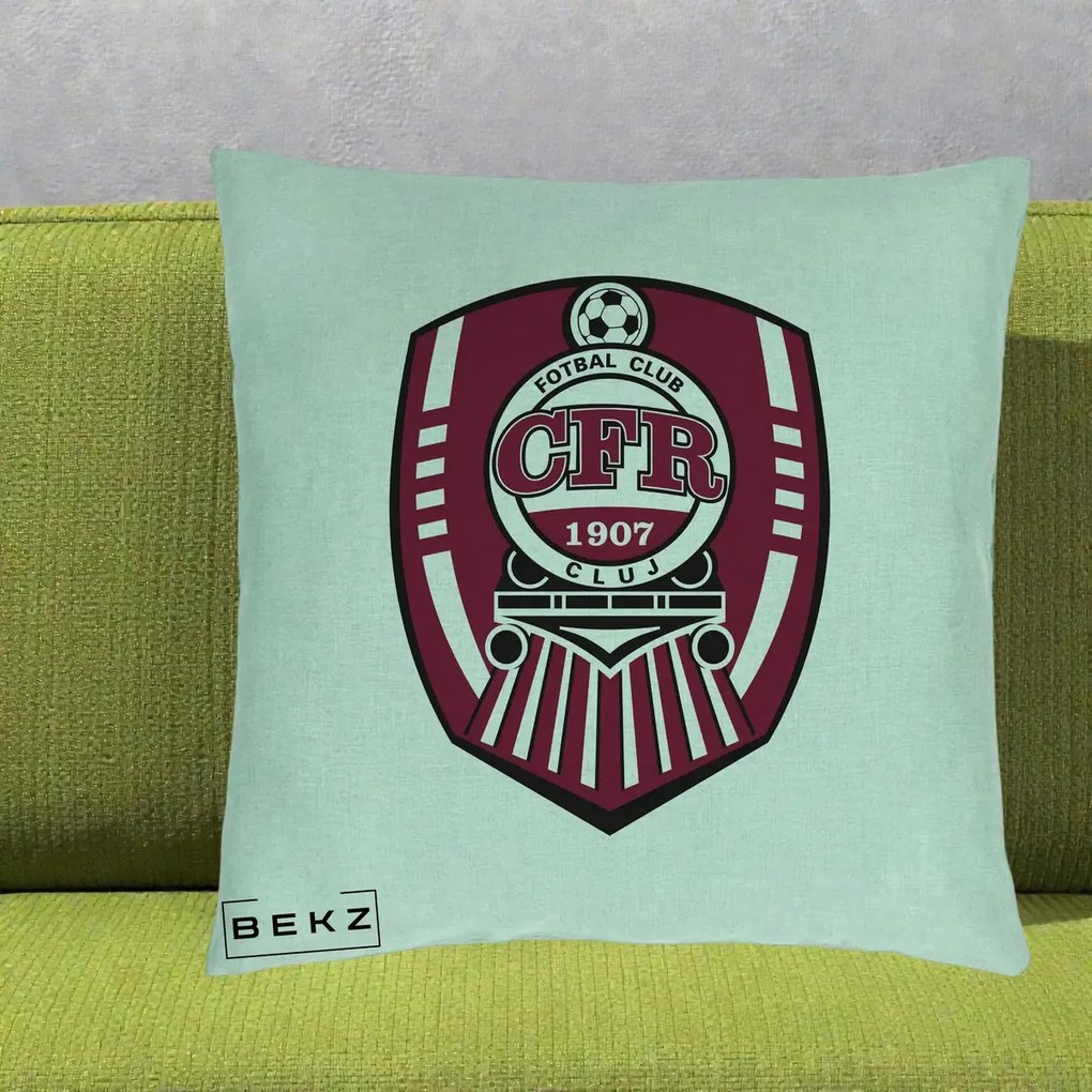 Perna Personalizata CFR Cluj Fotbal Club 1907, 40x40 cm, Verde Menta, Husa Detasabila, Perna Inclusa, BEKZ®