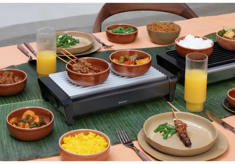 Tava servire la cald Brabantia 646996, 2 incalzitoare, Grill din aluminiu, Manere reci, Alb/Negru
