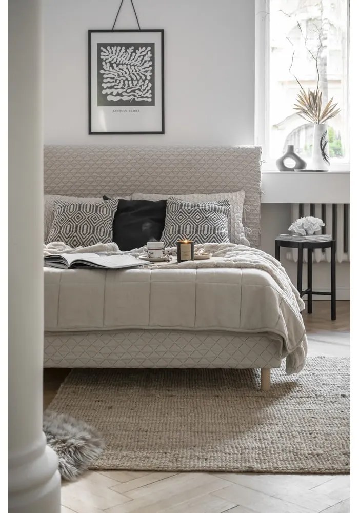 Pat matrimonial bej tapițat și somieră 160x200 cm Sleepy Luna – Miuform