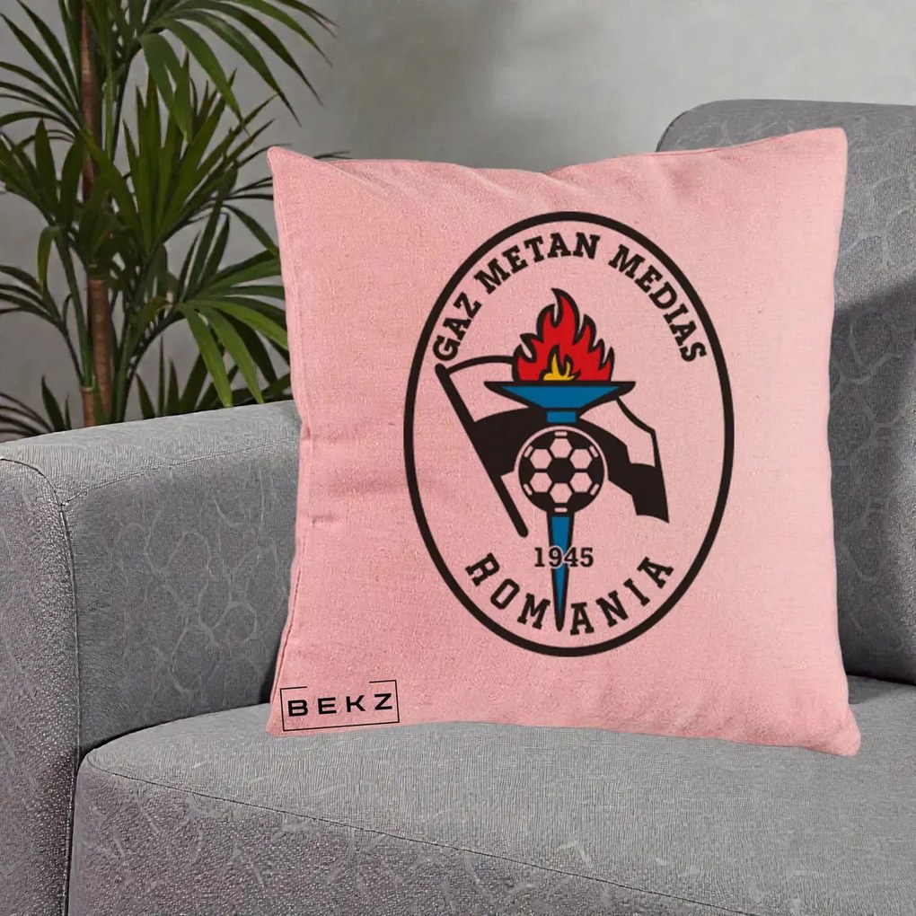 Perna Personalizata Gaz Metan Medias 1945 Fotbal, 40x40 cm, Roz, Husa Detasabila, Perna Inclusa, BEKZ®