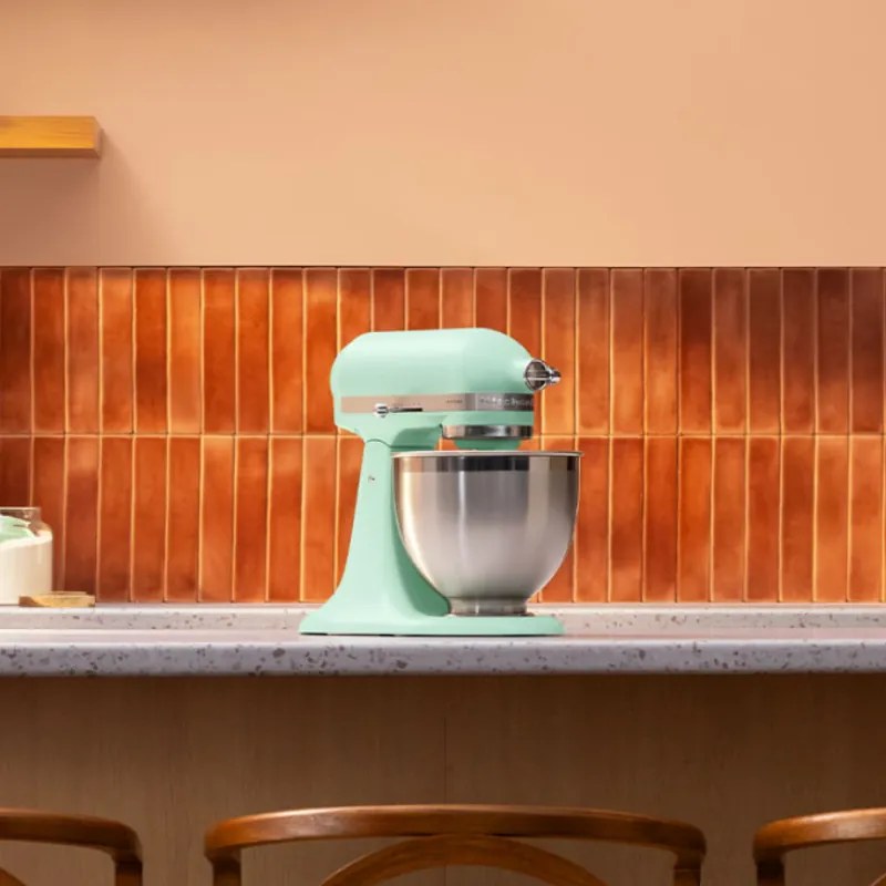 Mixer planetar KitchenAid Artisan Spearmint – Culoarea anului 2026, Model 5KSM195PSESD, 300 W, 4,7 l, Menta