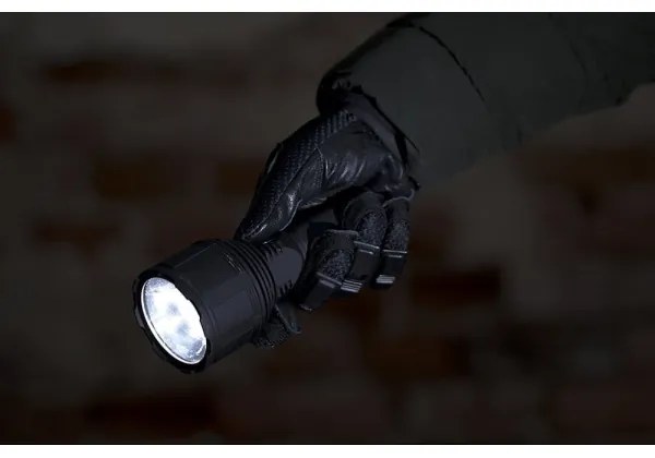 Lanternă LED reîncărcabilă LED/30W/5V IPX7 3000 lm 5,5 h 4200 mAh