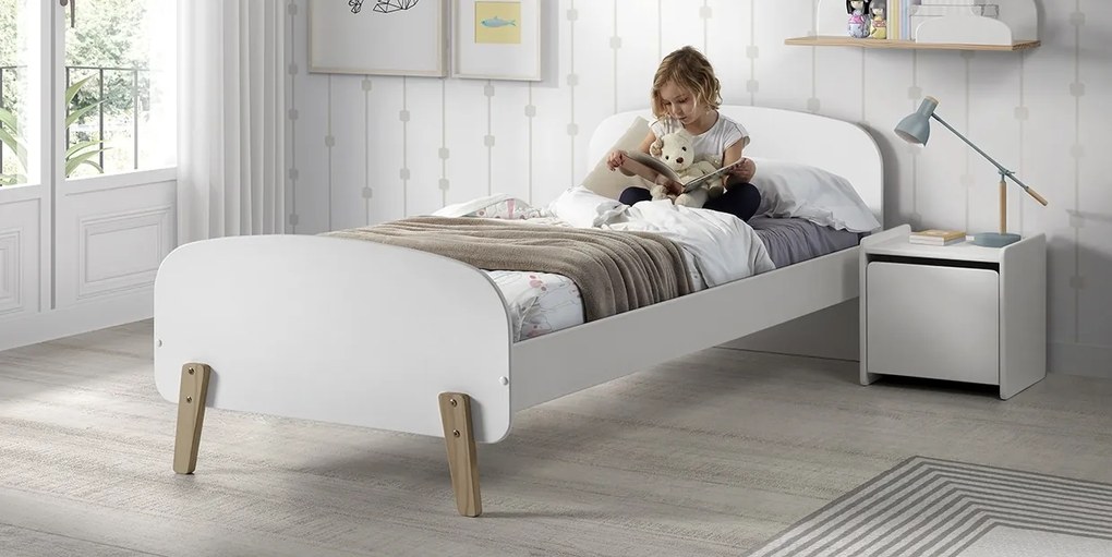 Set KIDDY format dintr-un Pat copii (90x200) și o noptieră.