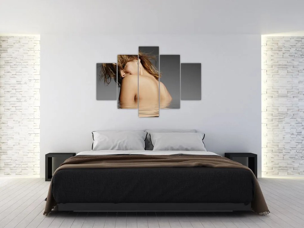 Tablou - Imaginea unei femei care face baie (150x105 cm)