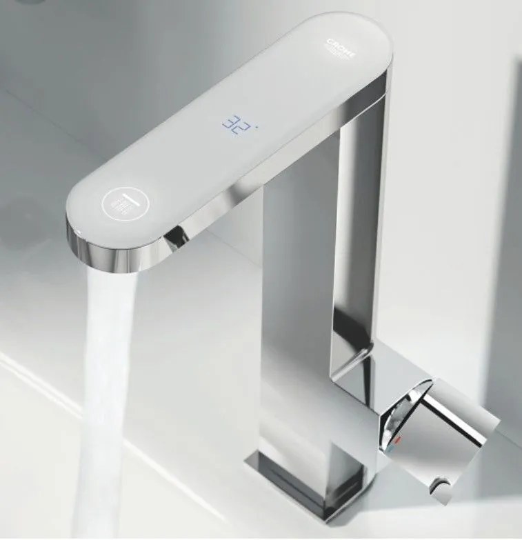 Baterie chiuveta baie Grohe Plus, pipa pivotanta si afisaj LED, marime M