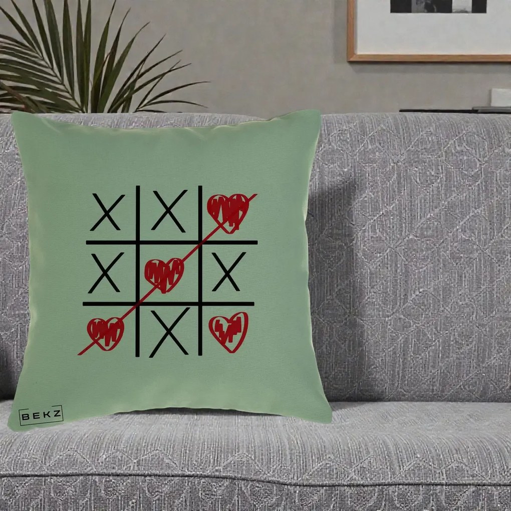 Cadou Romantic - Perna Personalizata Love Joc X si Inima cu Castigator Iubire, 40x40 cm, Verde, Husa Detasabila, Perna Inclusa, BEKZ®