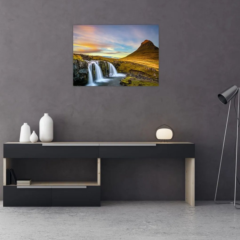 Tablou pe sticlă cu munții și cascade pe Islanda (70x50 cm)