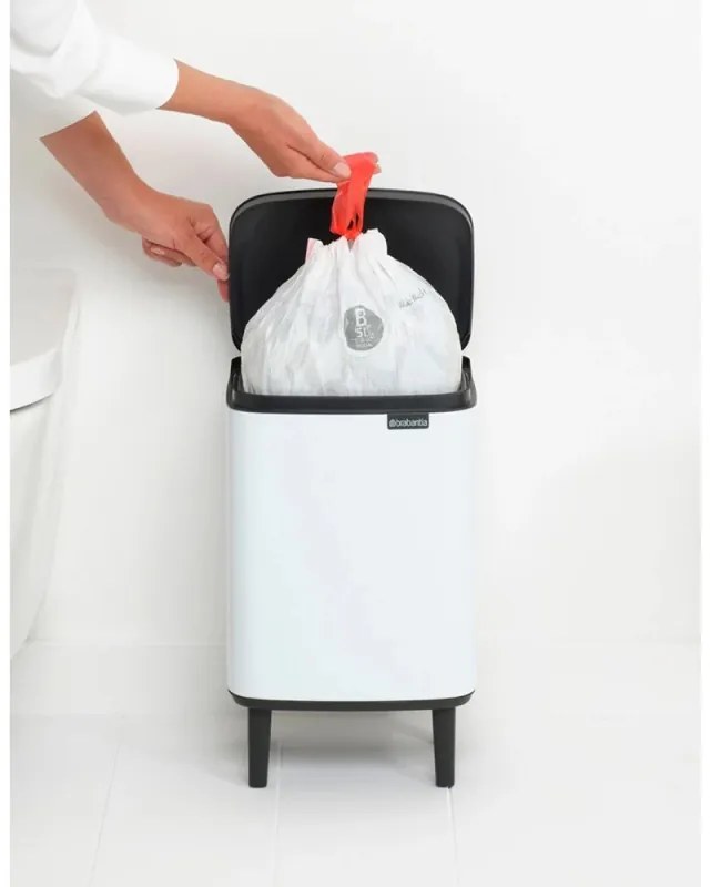 Cos de gunoi Brabantia Bo Small Hi 1006643, 7 L, Deschidere lina si silentioasa, Baza antiderapanta, Alb