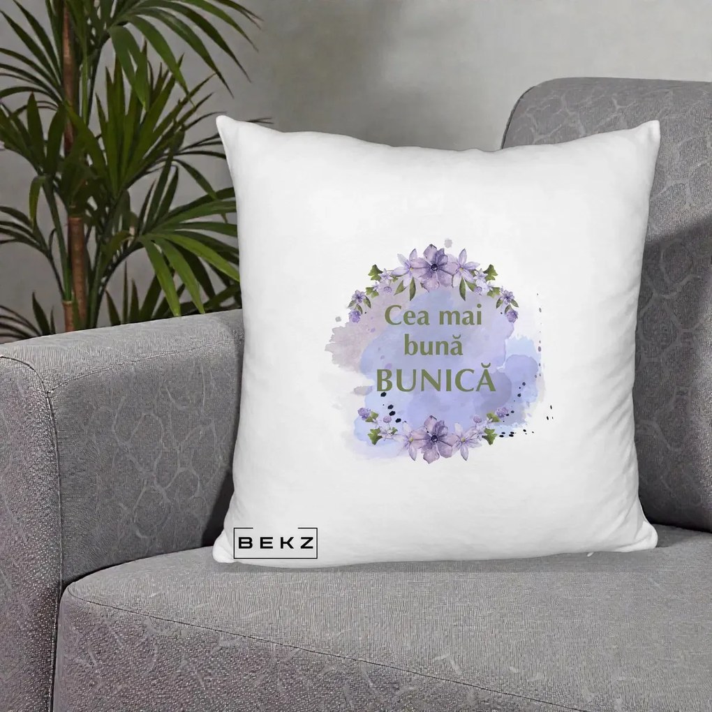 Cadou pentru Bunica - Perna Personalizata Cea Mai Buna Bunica Flori Mov Acuarela Auriu, 40x40 cm, Alb Pufos, Husa Detasabila, Perna Inclusa, BEKZ®