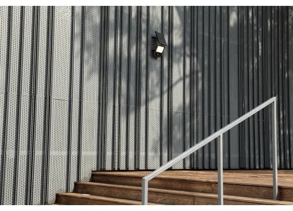 Proiector LED cu panou solar și senzor Kanlux 36607 15W/15000 mAh 3,2V IP65 + telecomandă