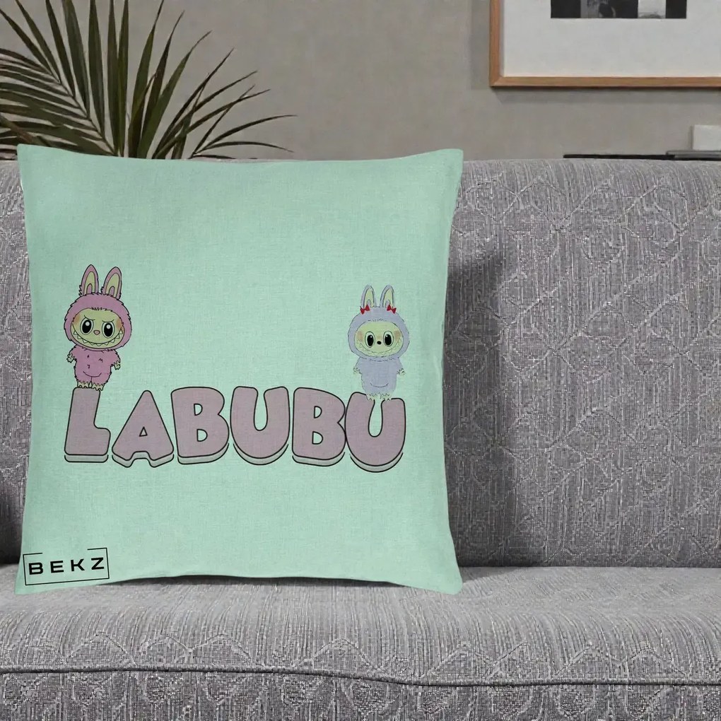Perna Personalizata Labubu Duo Roz-Lila cu Text, 40x40 cm, Verde Menta, Husa Detasabila, Perna Inclusa, BEKZ®