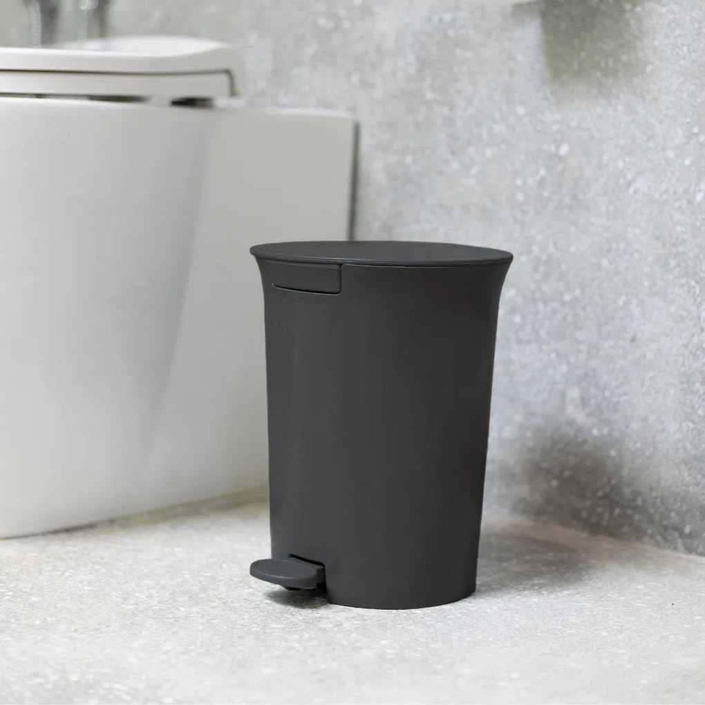 Coș de gunoi cu pedală 5 l, negru