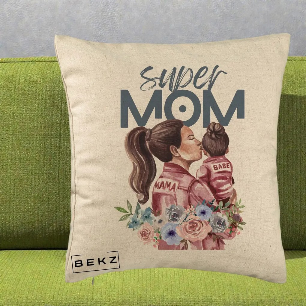 Cadou pentru Mama - Perna Personalizata Super Mom Mama cu Bebelusul, 40x40 cm, Bej, Husa Detasabila, Perna Inclusa, BEKZ®