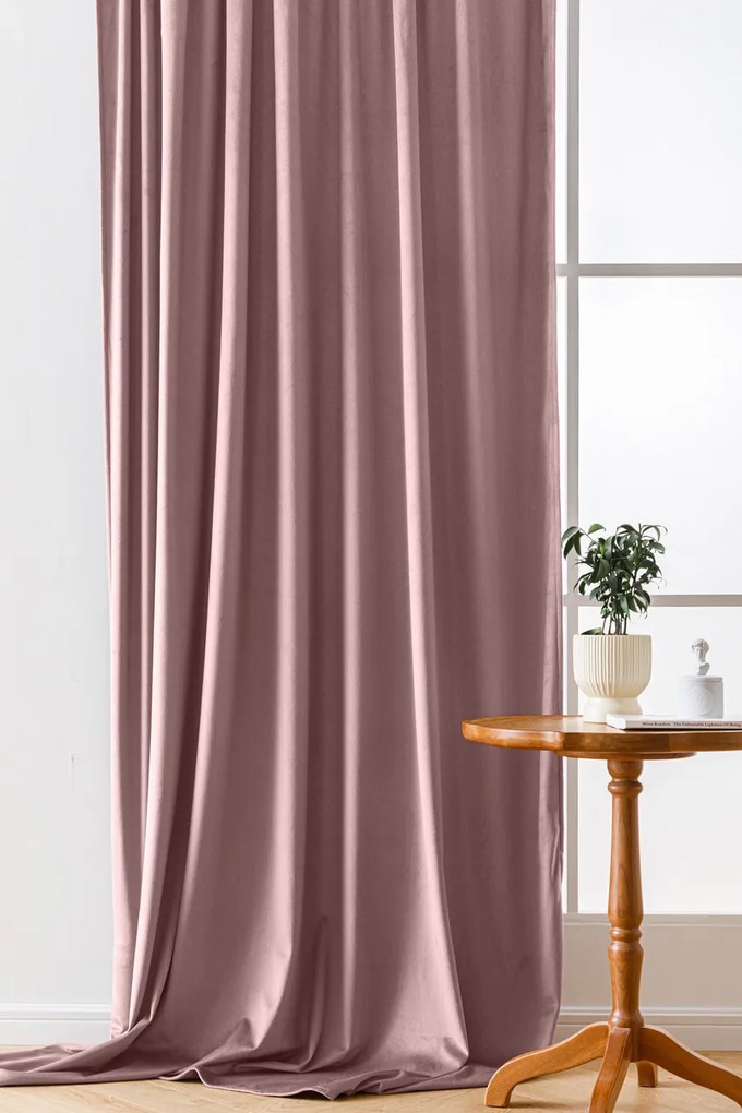 Draperie opaca violet deschis VELVET 135x250 cm Sistem de agatare: Rejansa