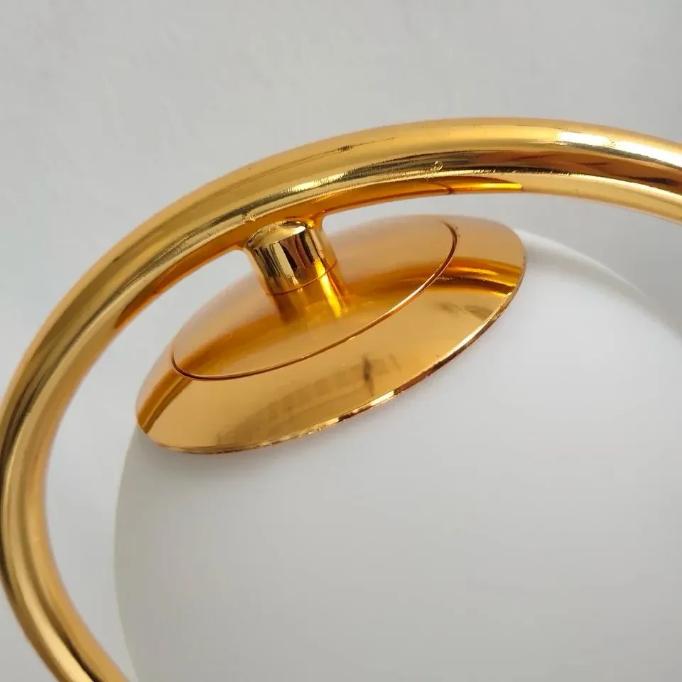 Pendulă Modernă de Lux, Design Dual, Sfere Albe în Structură Metalică ...