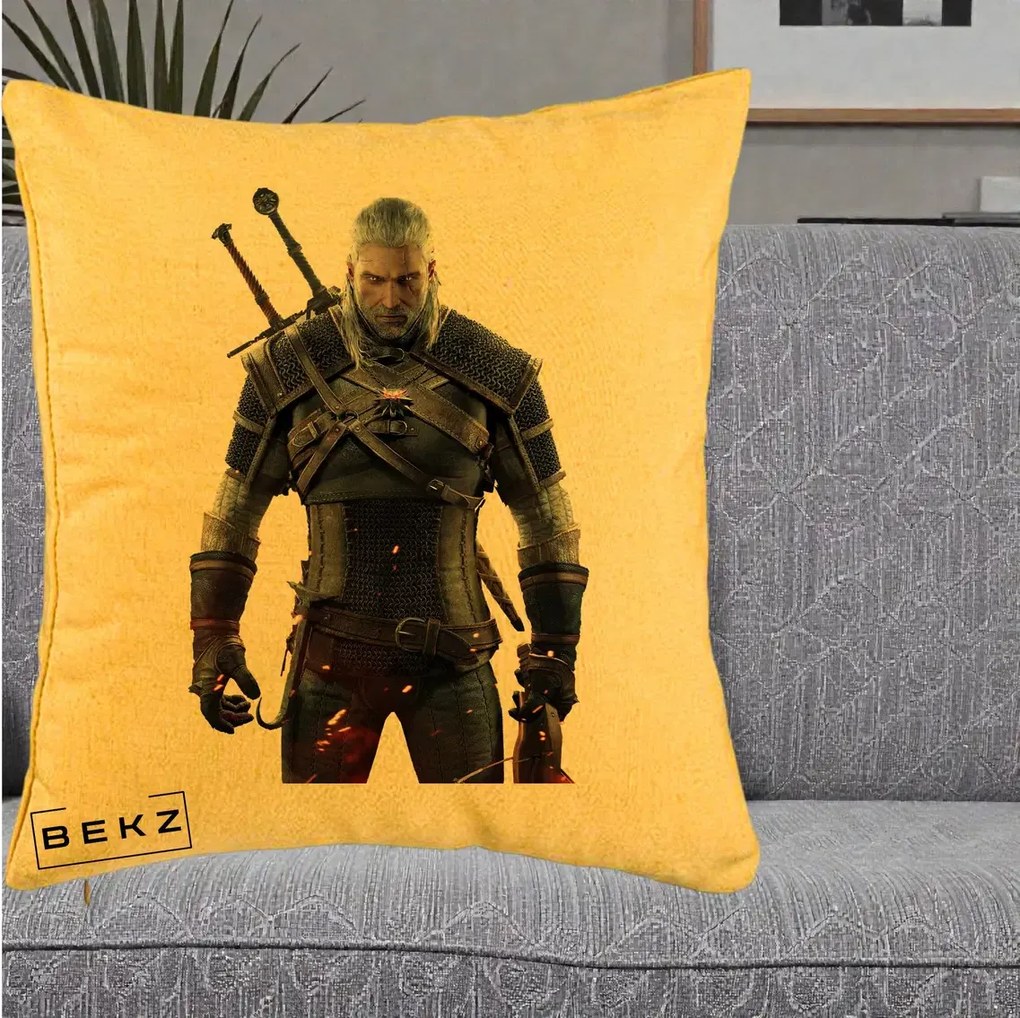 Perna Personalizata The Witcher Geralt of Rivia Portret, 40x40 cm, Galben, Husa Detasabila, Perna Inclusa, BEKZ®