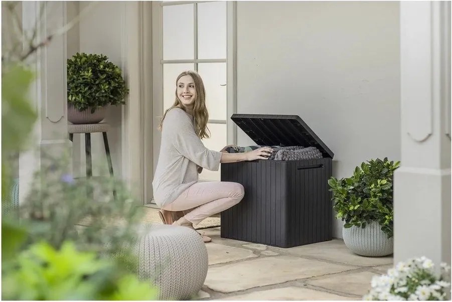 Cutie de depozitare pentru grădină gri City – Keter