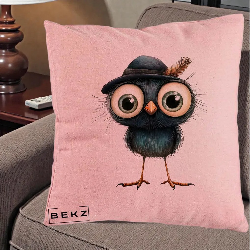 Perna Decorativa Pui Misterios cu Palarie Neagra, 40x40 cm, Roz, Husa Detasabila, Perna Inclusa, BEKZ®