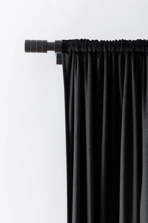 Draperie opaca neagra VELVET 140x250 cm Agatat: Inele metalice