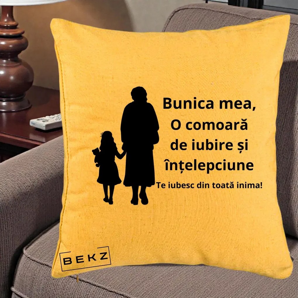 Cadou pentru Bunica - Perna Personalizata Bunica Mea Comoara Iubire Intelepciune Silueta, 40x40 cm, Galben, Husa Detasabila, Perna Inclusa, BEKZ®
