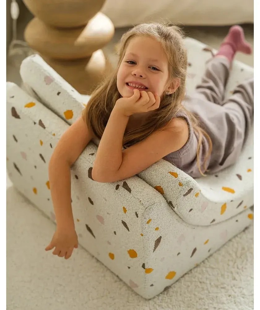 Fotoliu de copii alb cu tapițerie din țesătură bouclé/cu tapițerie din chenille Terrazzo Moon – Wigiwama