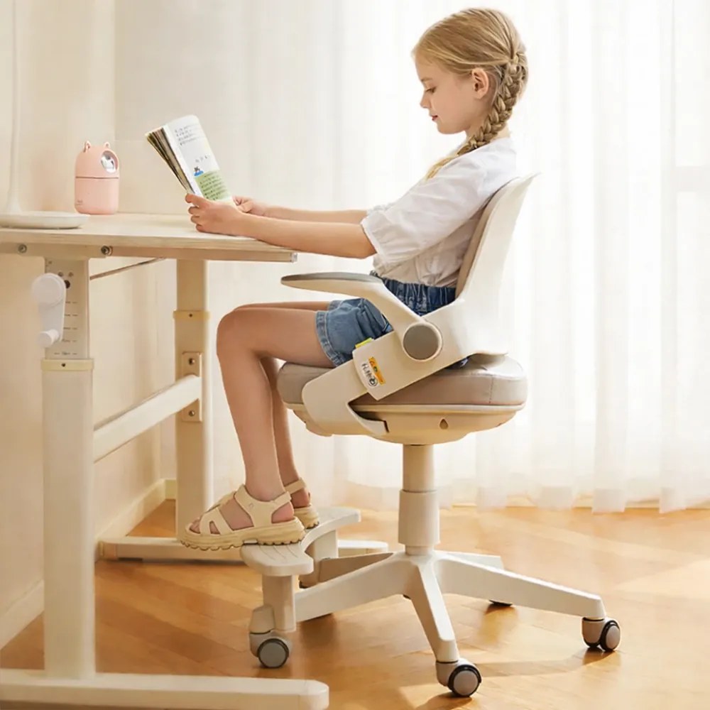 JUNIOR STUDY PRO – Scaun ergonomic rotativ pentru copii, reglabil pe înălțime, suport picioare reglabil, rotativ 360°, roți cu blocare automată, Gri