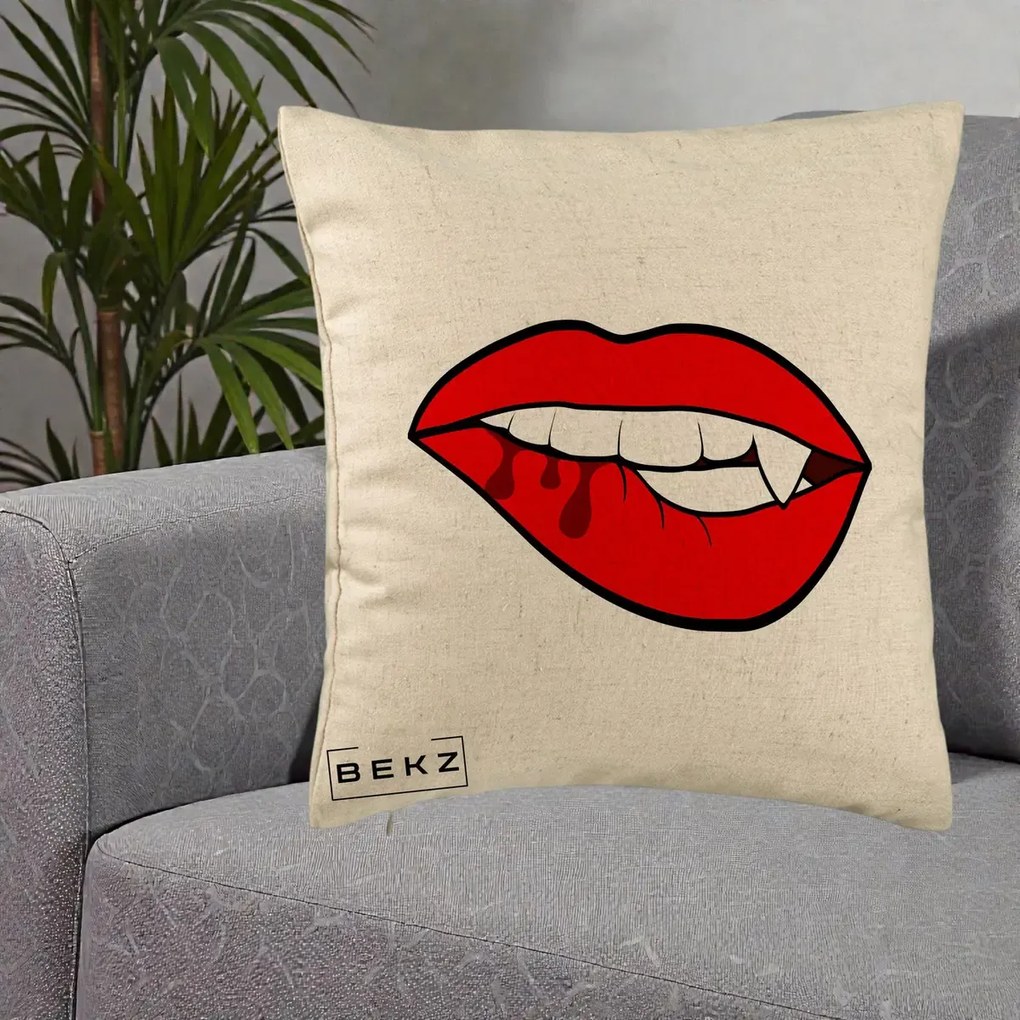 Perna Decorativa Vampire Lips Halloween, 40x40 cm, Bej, Husa Detasabila, Perna Inclusa, BEKZ®