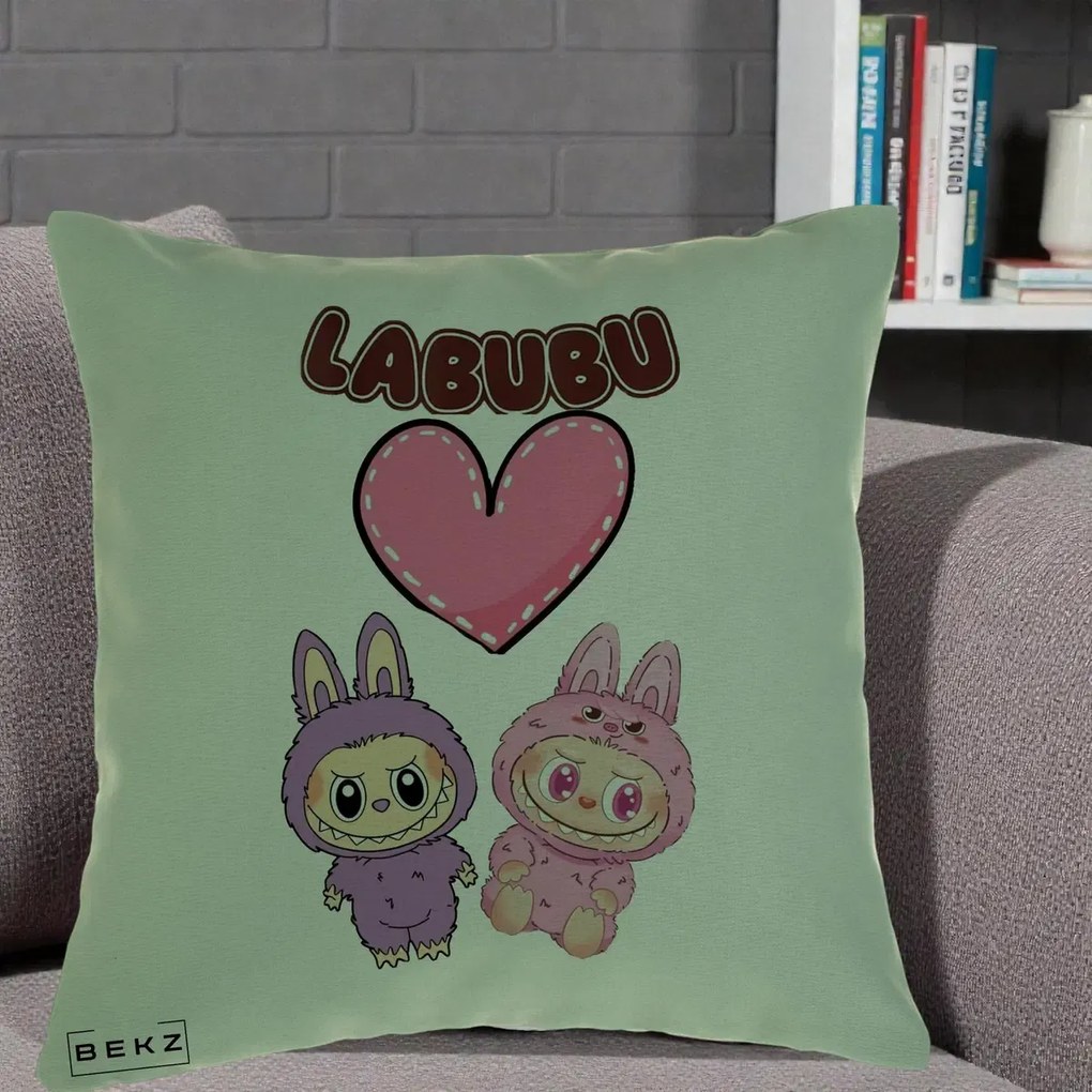 Perna Personalizata Labubu Cuplu Inima, 40x40 cm, Verde, Husa Detasabila, Perna Inclusa, BEKZ®