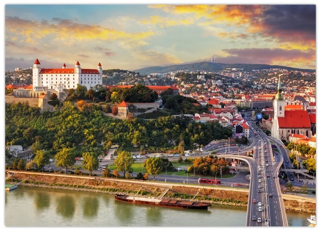Tablou pe sticlă - Panorama bratislavei, Slovacia (70x50 cm)