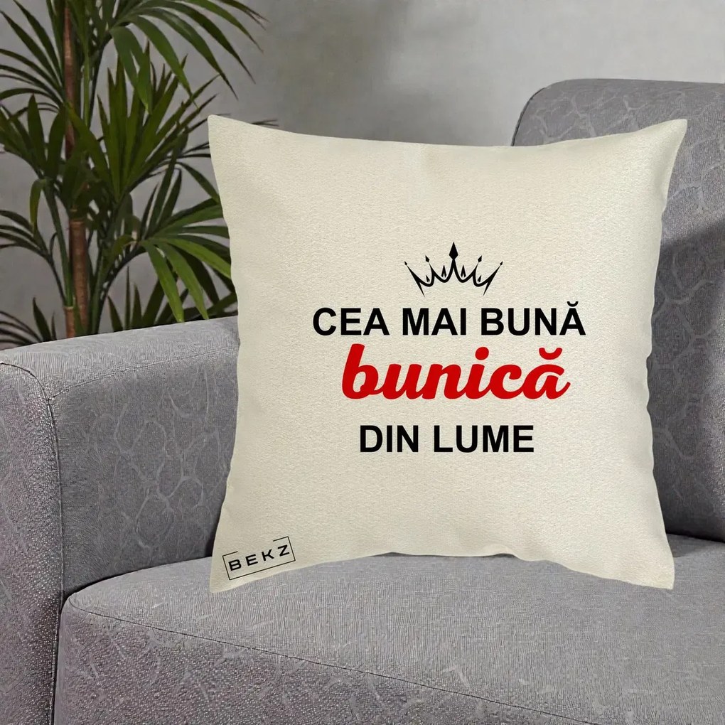 Cadou pentru Bunica - Perna Personalizata Cea Mai Buna Bunica Din Lume Coroana Neagra, 40x40 cm, Ecru, Husa Detasabila, Perna Inclusa, BEKZ®