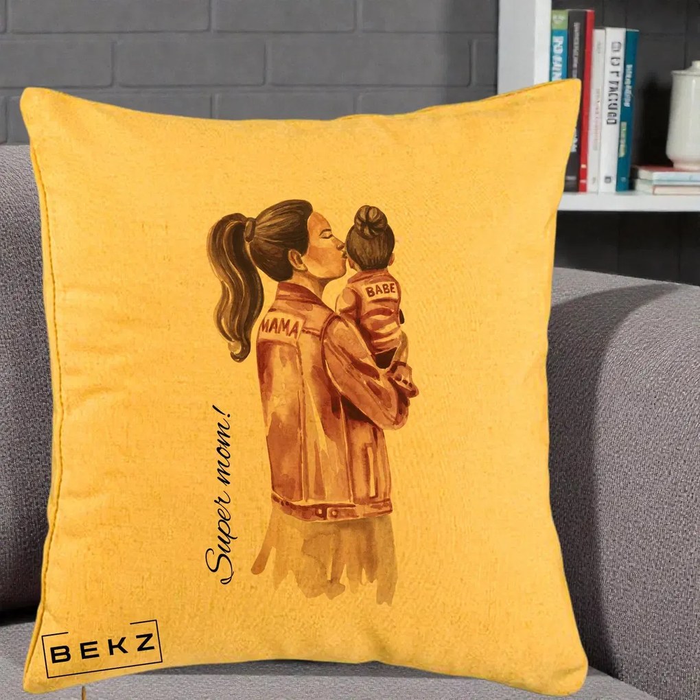 Cadou pentru Mama - Perna Personalizata Super Mom Jachete Roz, 40x40 cm, Galben, Husa Detasabila, Perna Inclusa, BEKZ®