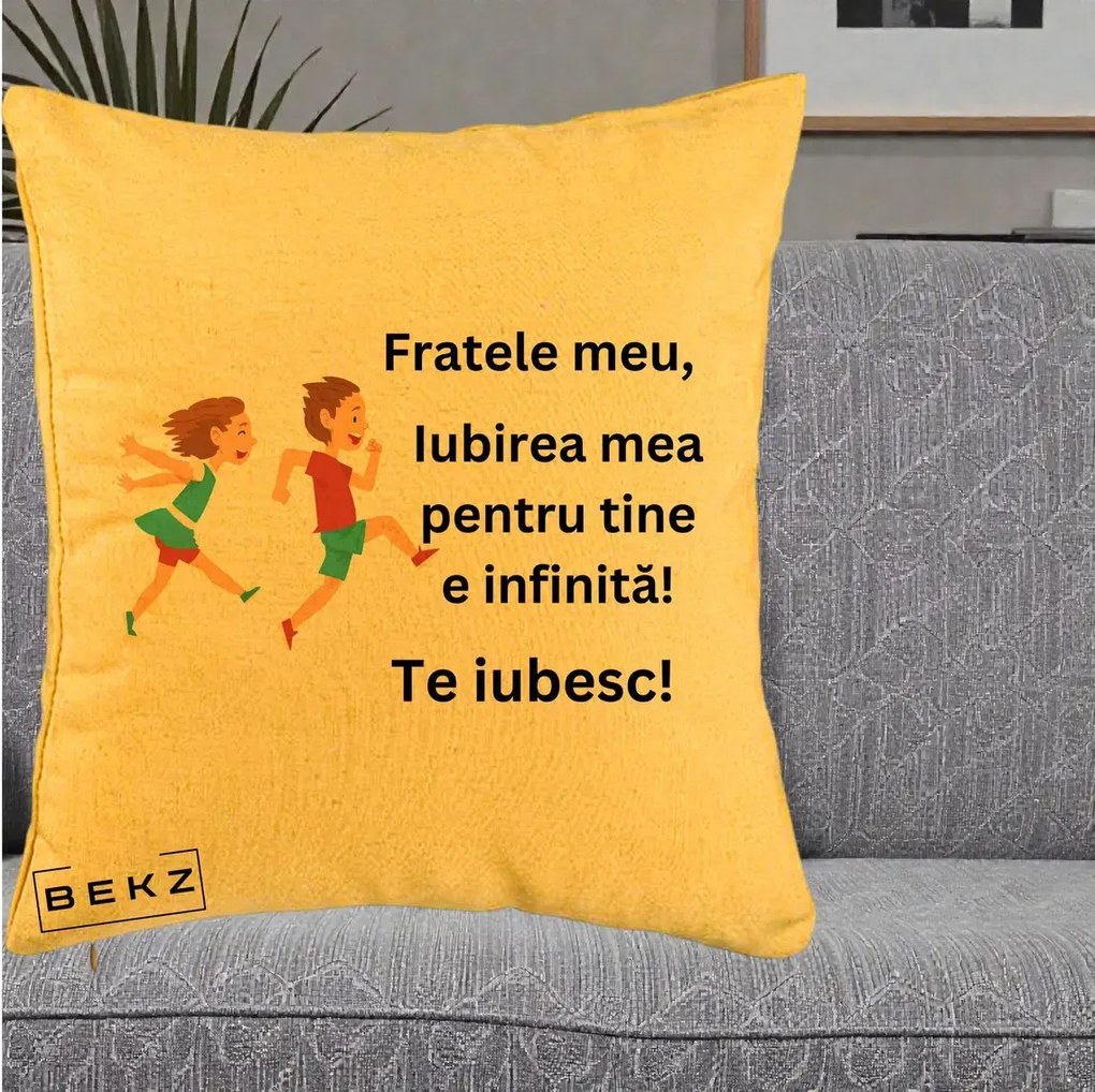 Cadou pentru Frate - Perna Personalizata Fratele Meu Te Iubesc Copii Alergand Colorat, 40x40 cm, Galben, Husa Detasabila, Perna Inclusa, BEKZ®