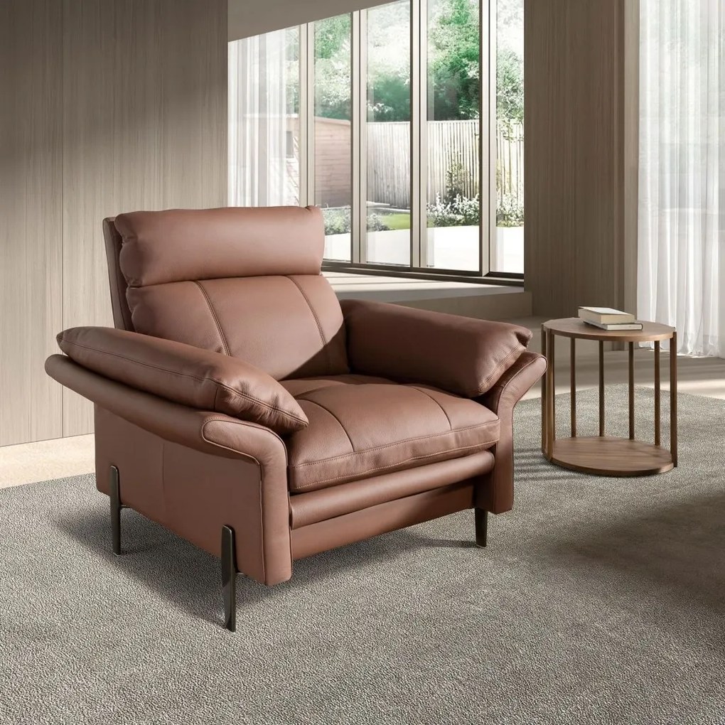 Fotoliu tapitat cu piele naturala Maro