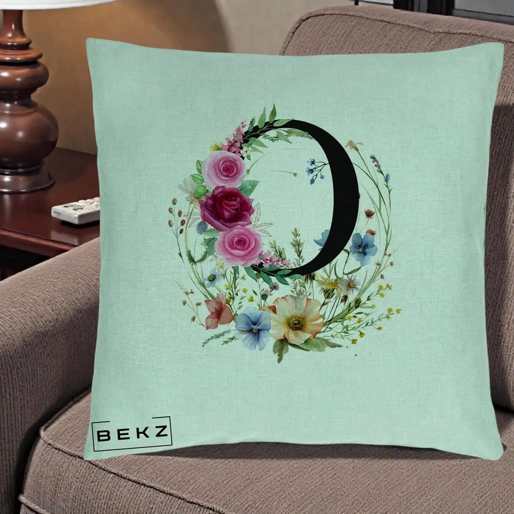 Cadou Personalizat - Perna Personalizata Monogram Litera O cu Flori Acuarela, 40x40 cm, Verde Menta, Husa Detasabila, Perna Inclusa, BEKZ®