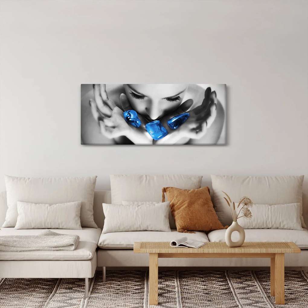 Tablou cu portretul femeii cu pietre (120x50 cm)