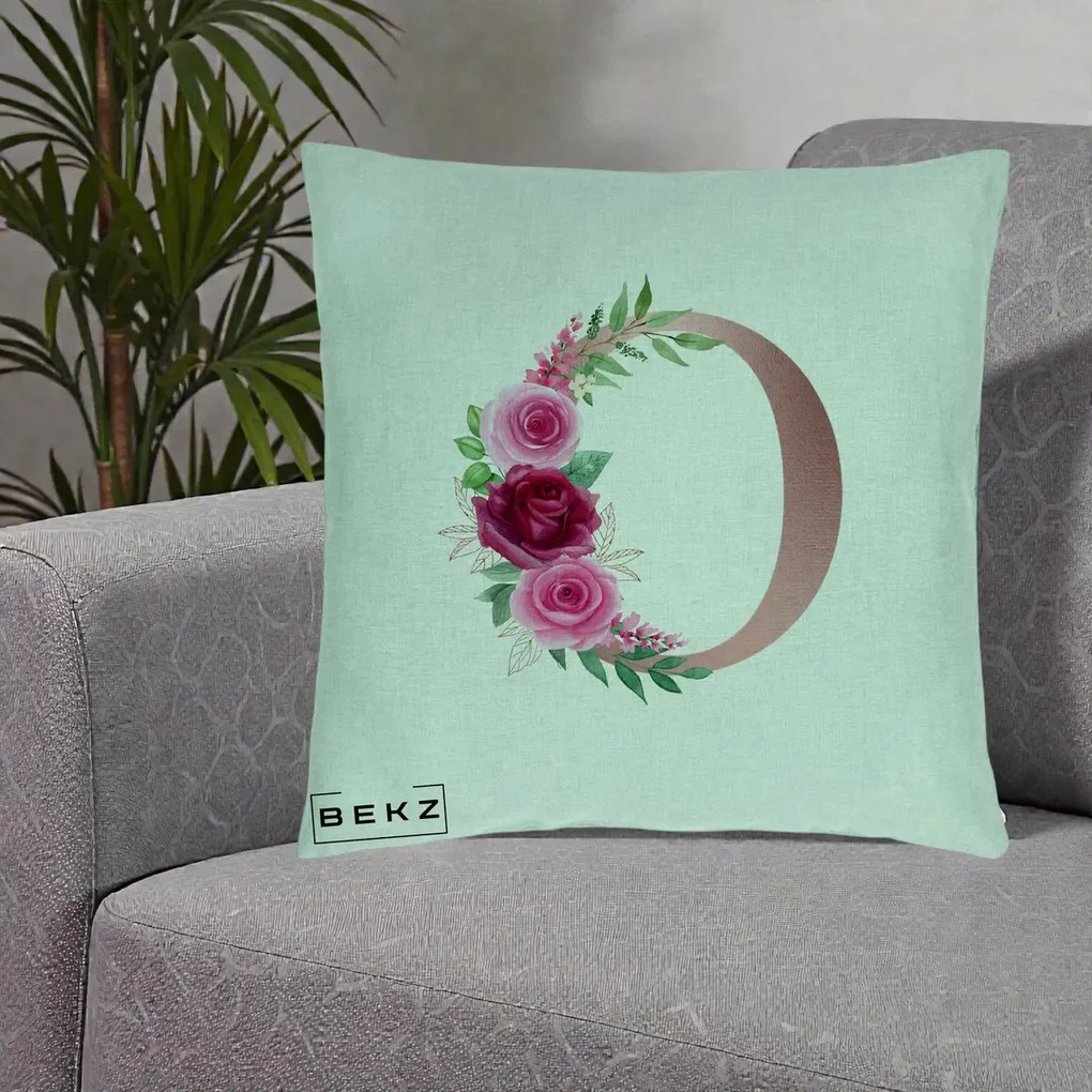 Cadou Personalizat - Perna Personalizata Monograma Rose Gold Litera O, 40x40 cm, Verde Menta, Husa Detasabila, Perna Inclusa, BEKZ®