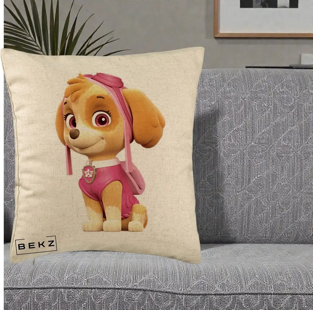 Perna Personalizata Skye PAW Patrol Roz, 40x40 cm, Bej, Husa Detasabila, Perna Inclusa, BEKZ®