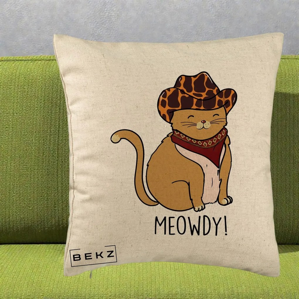 Perna Decorativa Pisica Cowboy Meowdy, 40x40 cm, Bej, Husa Detasabila, Perna Inclusa, BEKZ®