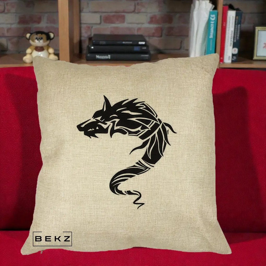 Perna Decorativa Lup Tribal Alb-Negru, 40x40 cm, Crem, Husa Detasabila, Perna Inclusa, BEKZ®
