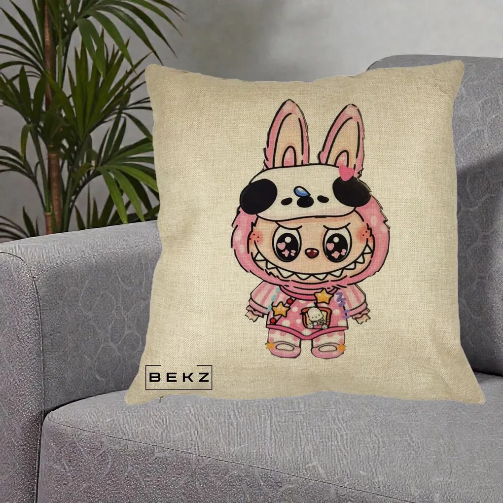 Perna Personalizata Labubu Panda-Bunny Roz, 40x40 cm, Crem, Husa Detasabila, Perna Inclusa, BEKZ®