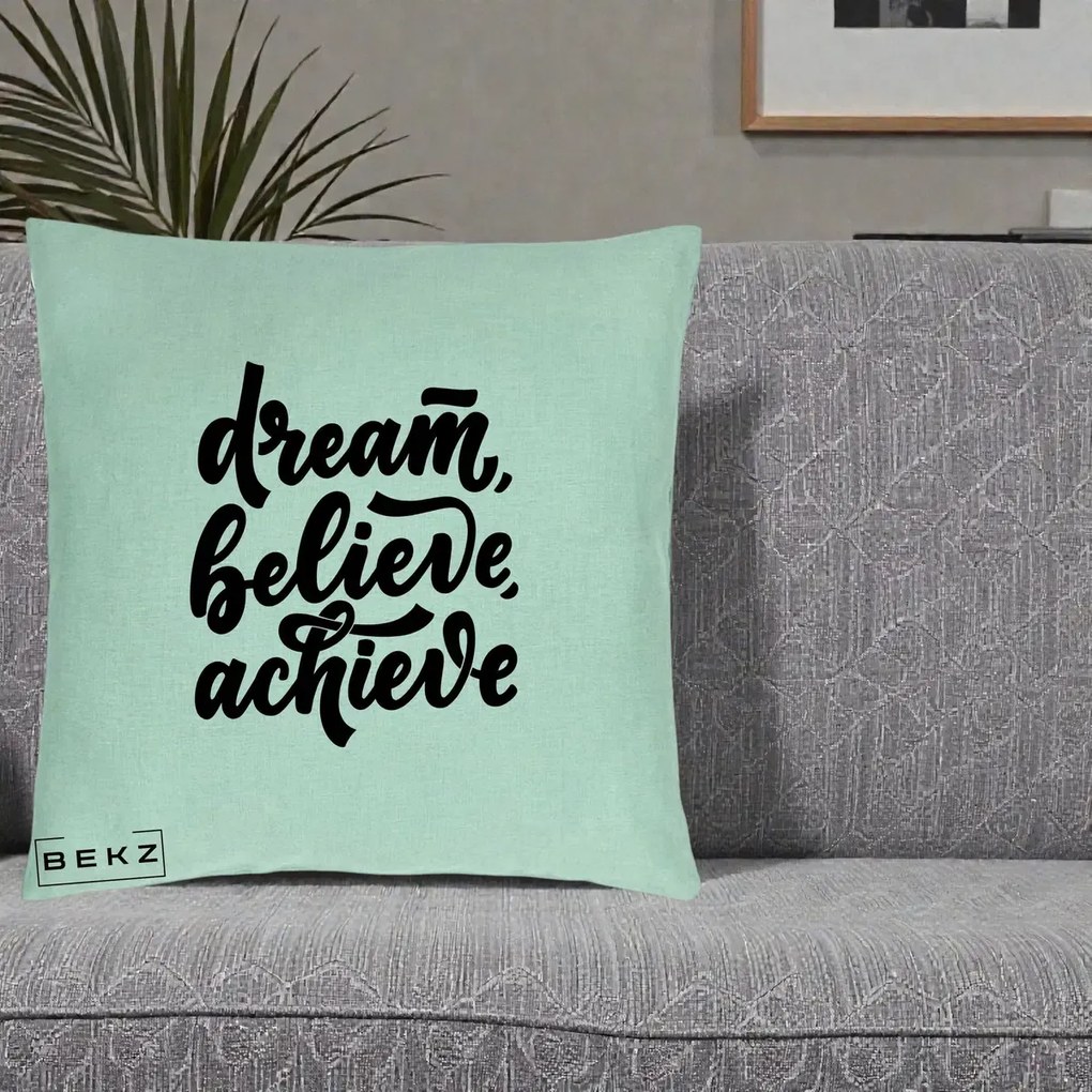 Perna Decorativa Dream Believe Achieve, 40x40 cm, Verde Menta, Husa Detasabila, Perna Inclusa, BEKZ®
