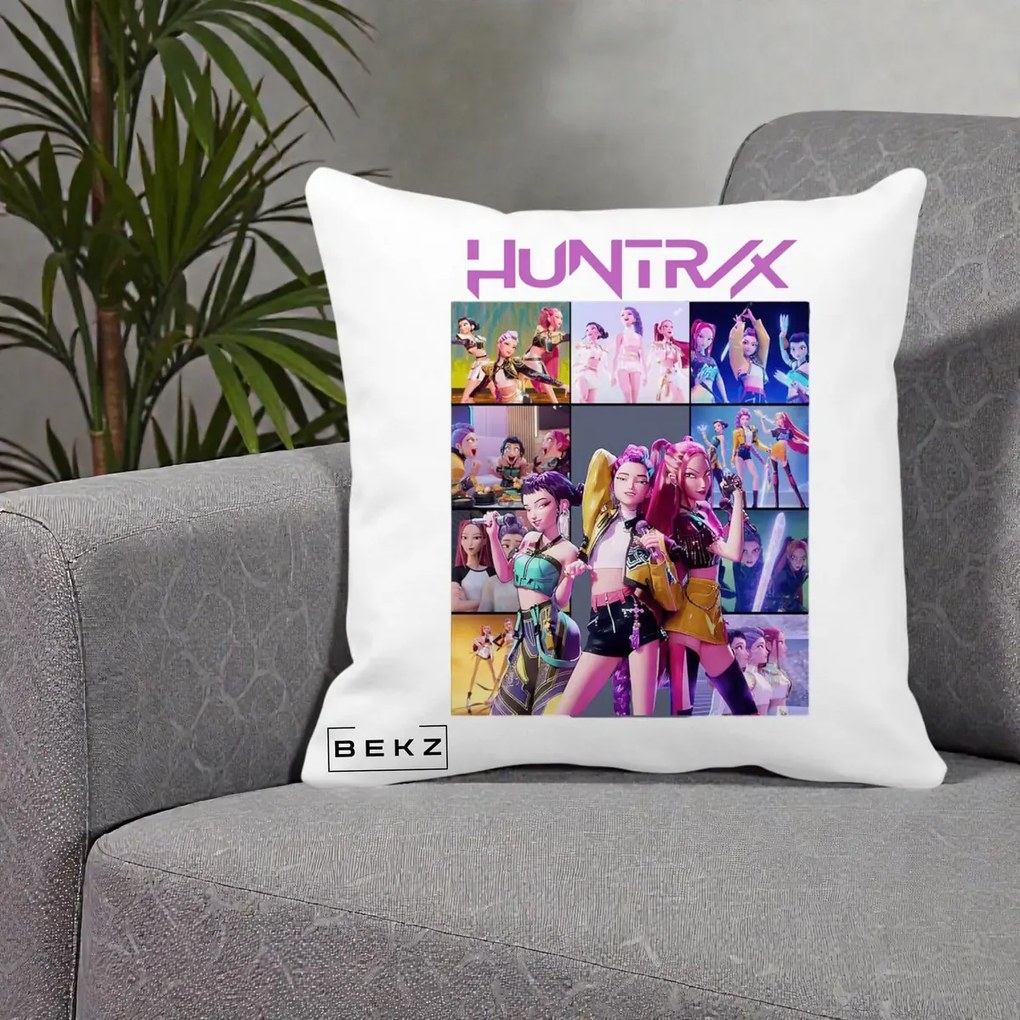 Perna Personalizata K-pop HUNTRX Colaj Animat Foto Grup, 40x40 cm, Alba Mata, Husa Detasabila, Perna Inclusa, BEKZ®